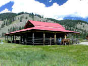 Horsebarn.jpg (66822 bytes)